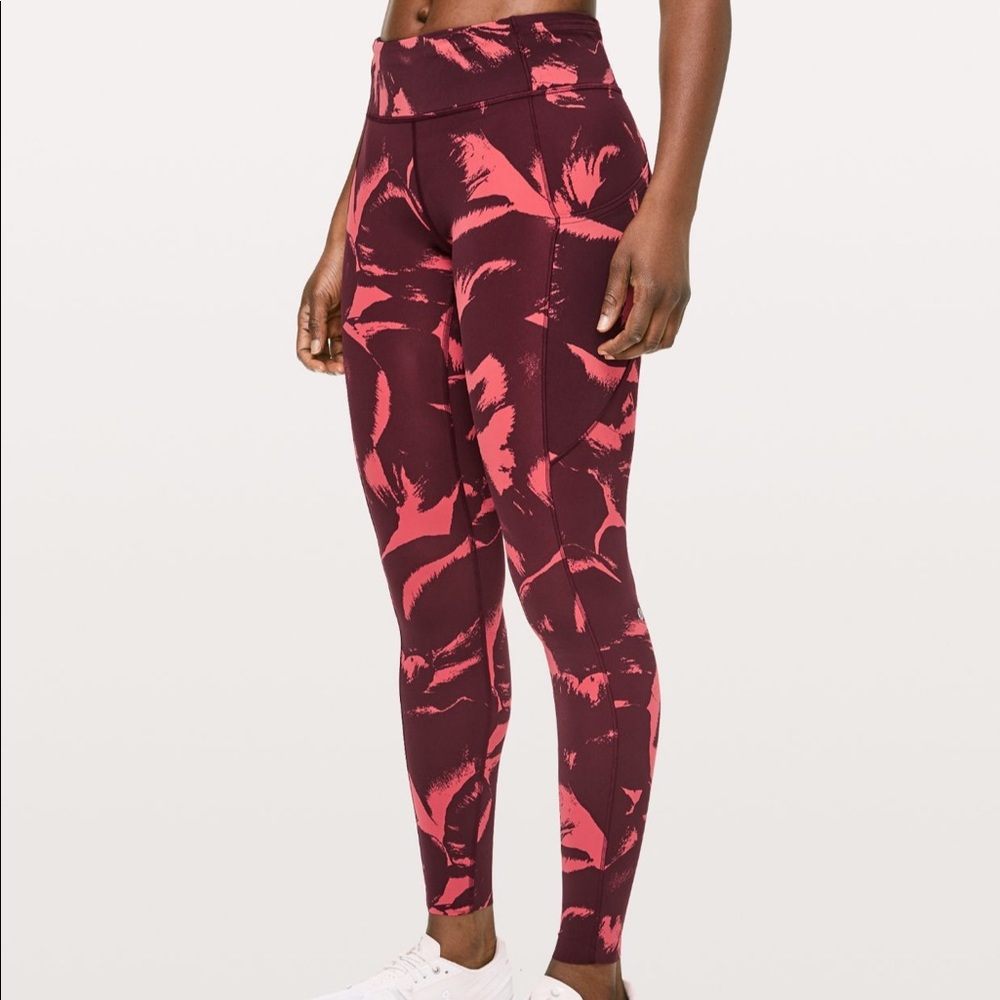 Lululemon fast and free